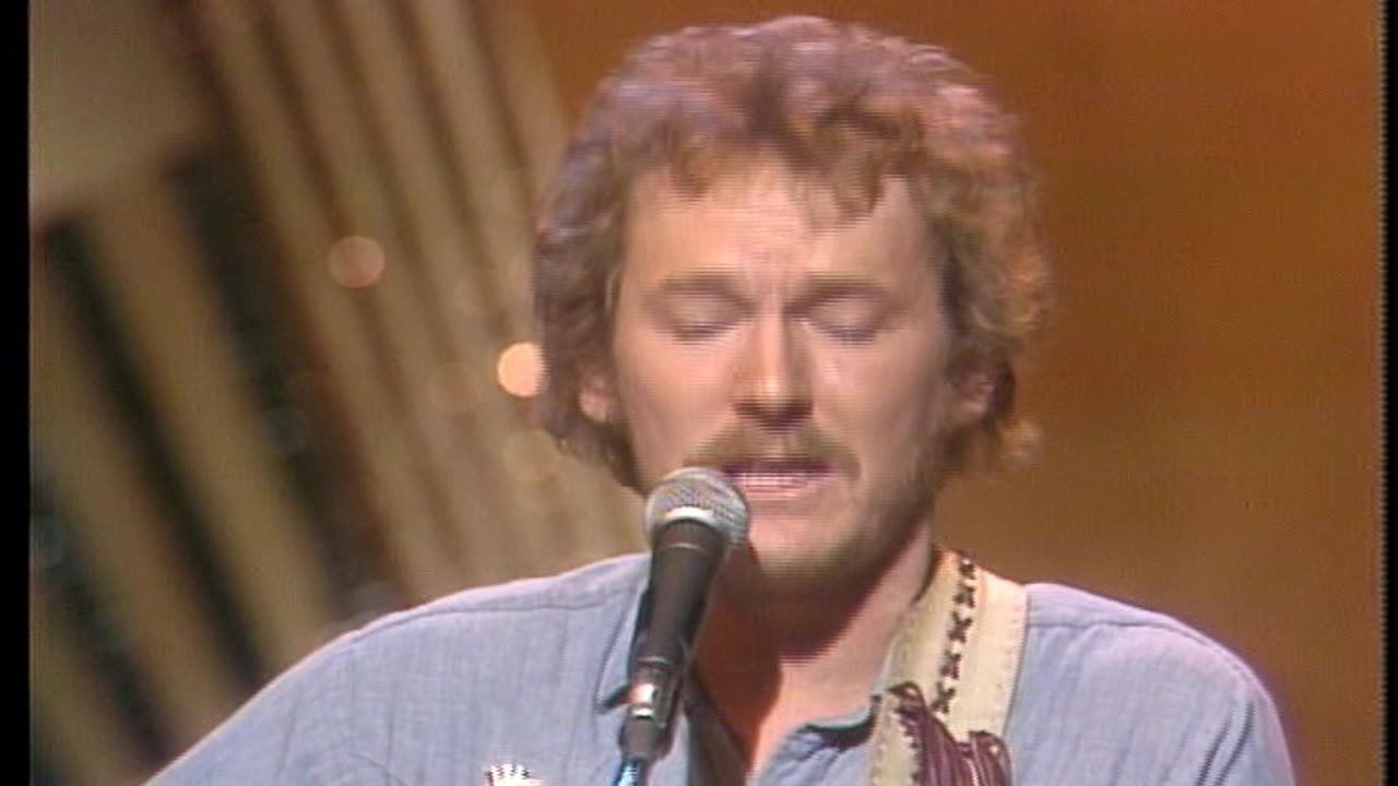 Gordon Lightfoot - Sundown = The Midnight Special 1974