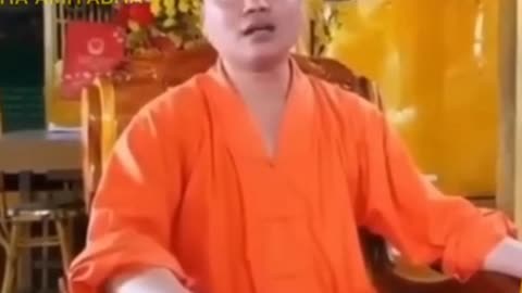 Thày chùa khói chống lại thày chùa lửa