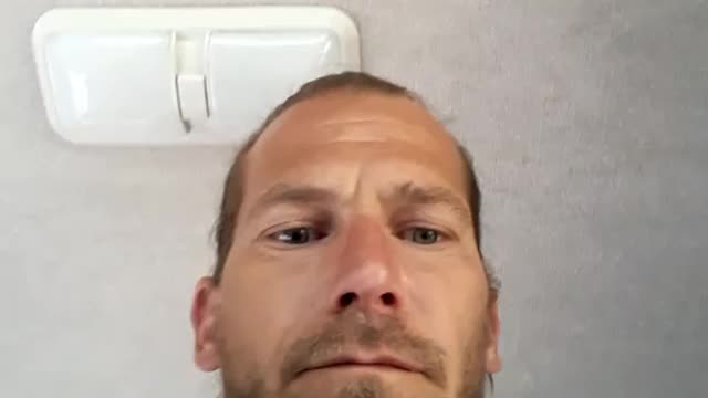 REFLOORING A SMALL SECTION OF AN RV😎