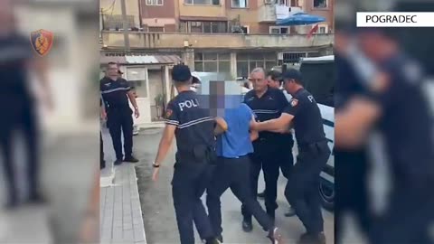 Momenti kur policia arreston Spartak Çelën në banesën e tij