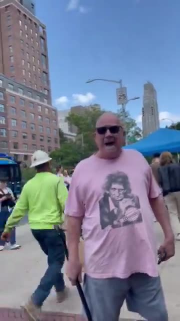 Sionista: "Te voy a pegar hasta matarte"