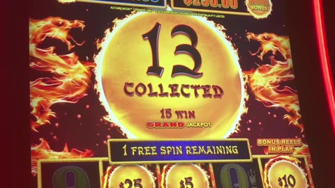 TOP SHELF HATS!!! #slots #casino #slotmachine #slotwin #jackpot #bonusfeature #casinogame #gambling