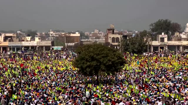 Indian farmers block highway on 100th day of protest