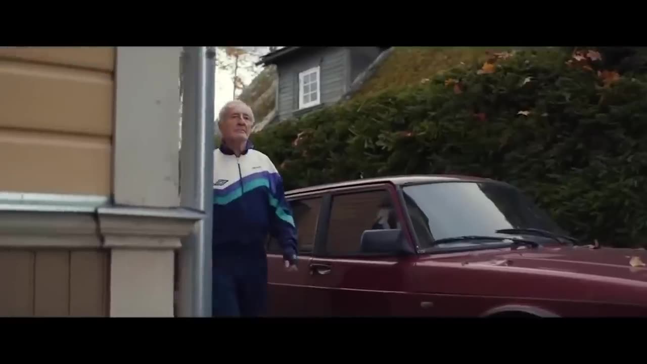 Grandpas Everywhere Can Relate to This Christmas Video