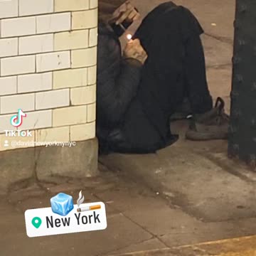 New York Crack On The Train