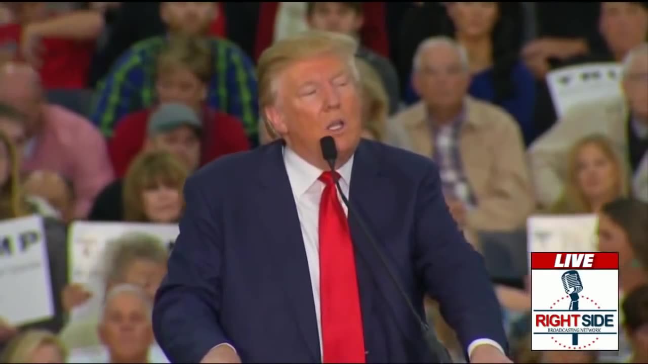 Donald Trump NEVER Mocked A Reporter For Being Disabled