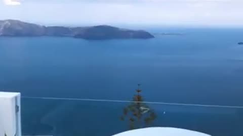 The scenery is very nice and colorful
