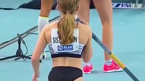 😆😆 Craziest Moments in Women's Sports (720p)
