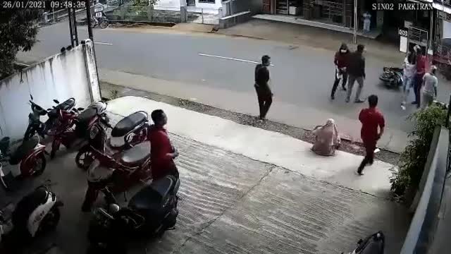 Accidents between motorbikes occur in Indonesia