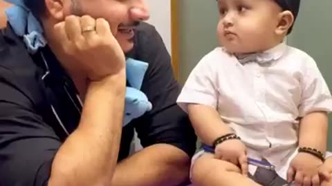 Baby fun play in clinic🤣😂😂