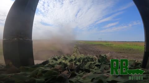 Unsuccessful FPV drone attack of the AFU on a Russian tank.