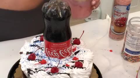 The cake came out incredible!