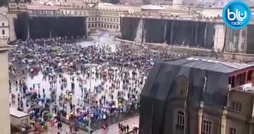 Colombie : les manifestants tentent d'envahir le Congrès à Bogota !!!