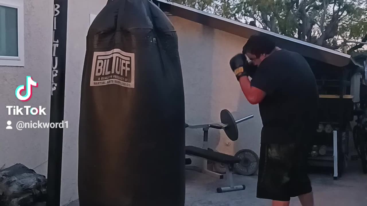 500 Pound Punching Bag Workout Part 42. More Muay Thai Work..