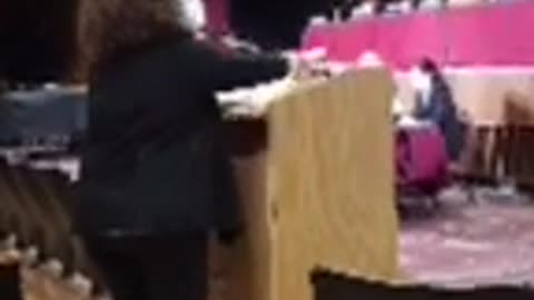 School board tries to silence this mom from reading from a book