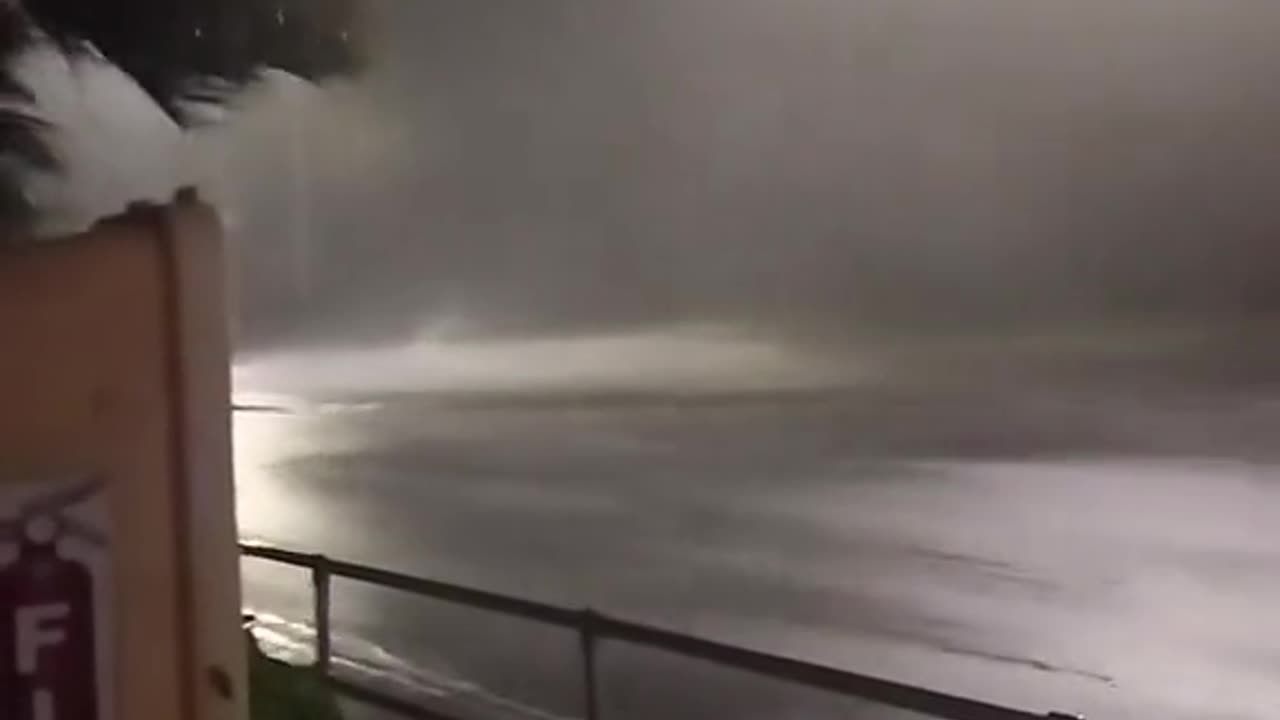 TAMPA FLORIDA HURRICANE MILTON LIVE