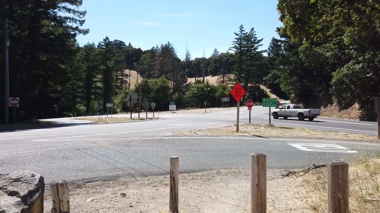 A working payphone in Santa Clara County, CA