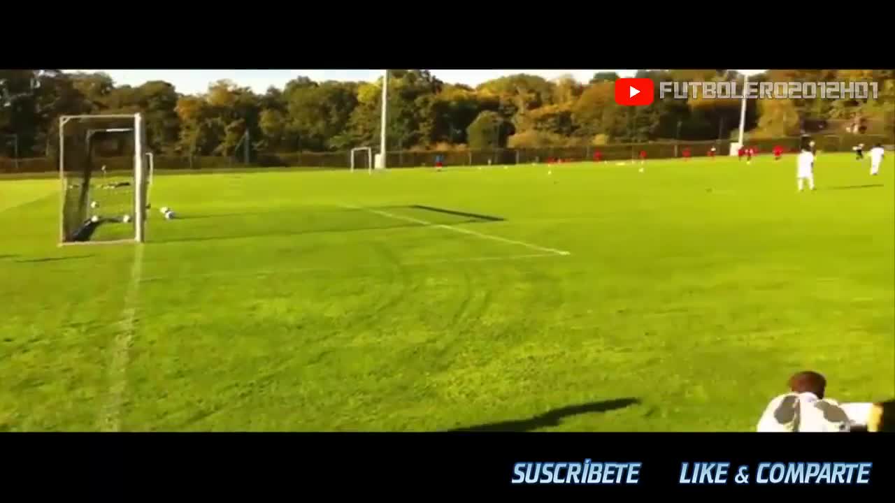 Mbapee at 11 years old trying a olimpyc goal