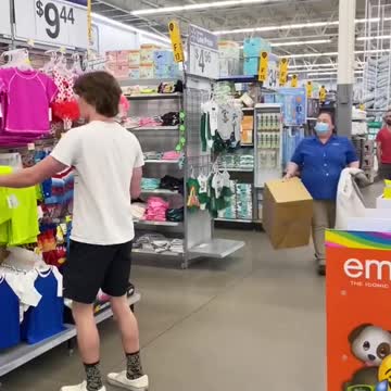 Box on worker lady prank