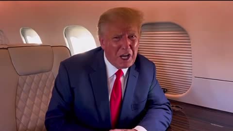 President Trump Wishes Lee Greenwood Happy Birthday! The Man who Wrote God Bless the USA!