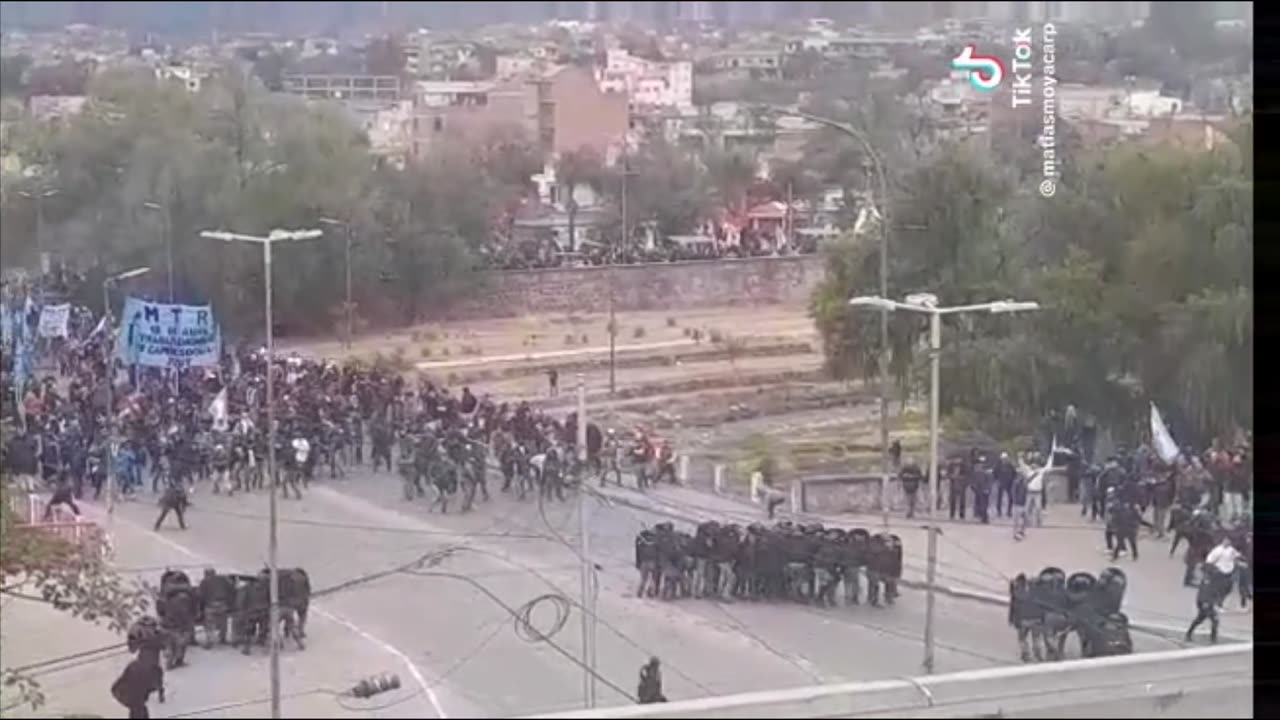 GOVERNMENT CONTROL | WorldWide Protets