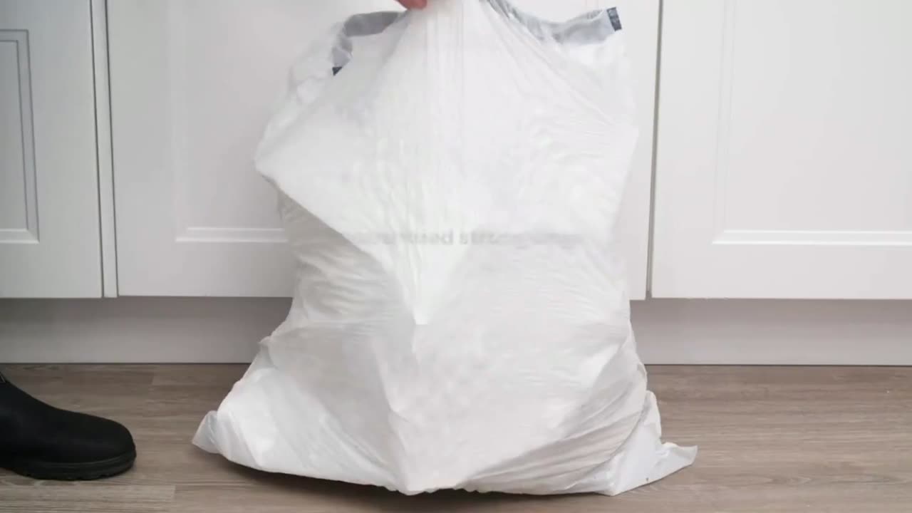 Leaky Trash Bag Problems Solved! Glad ForceFlex Unboxing