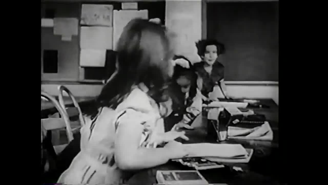 Duck And Cover (1951) lol..lol...reminds me of what's happening today