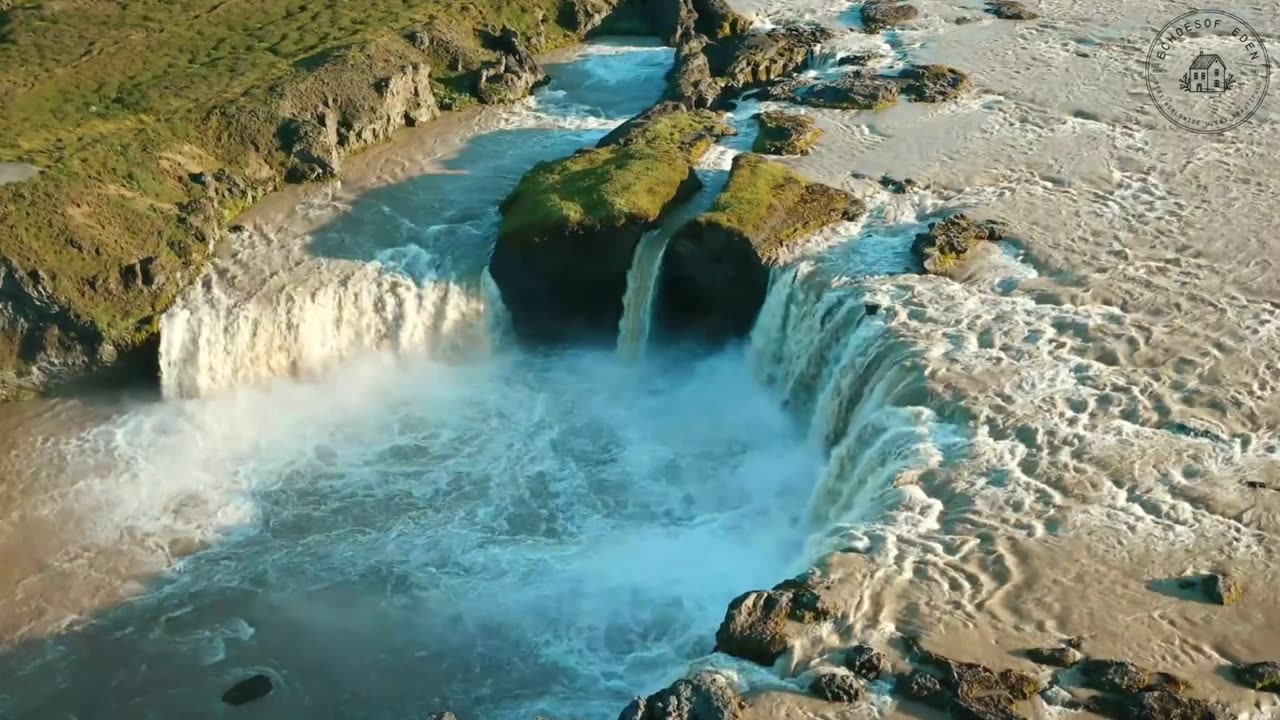 Pure Earth Vibes: Relax with Planet’s Best Views