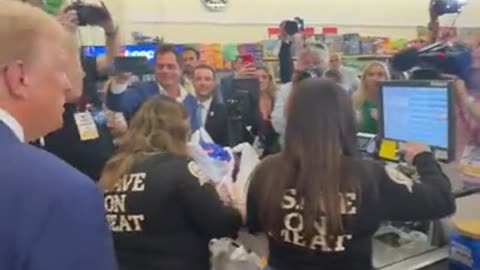 EPIC: Trump Surprises Mother Of 3 With Awesome Gift At Grocery Store