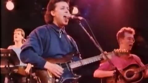 Tears For Fears - Everybody Wants to Rule the World (Live 1985)