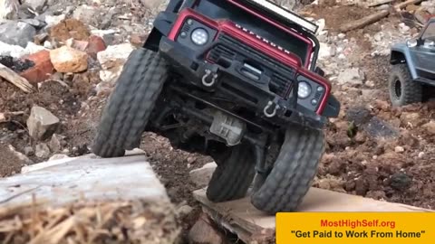 🧗‍♂️ Watch My Land Rover RC Toy Tackle the Toughest Climb! 🧗‍♂️