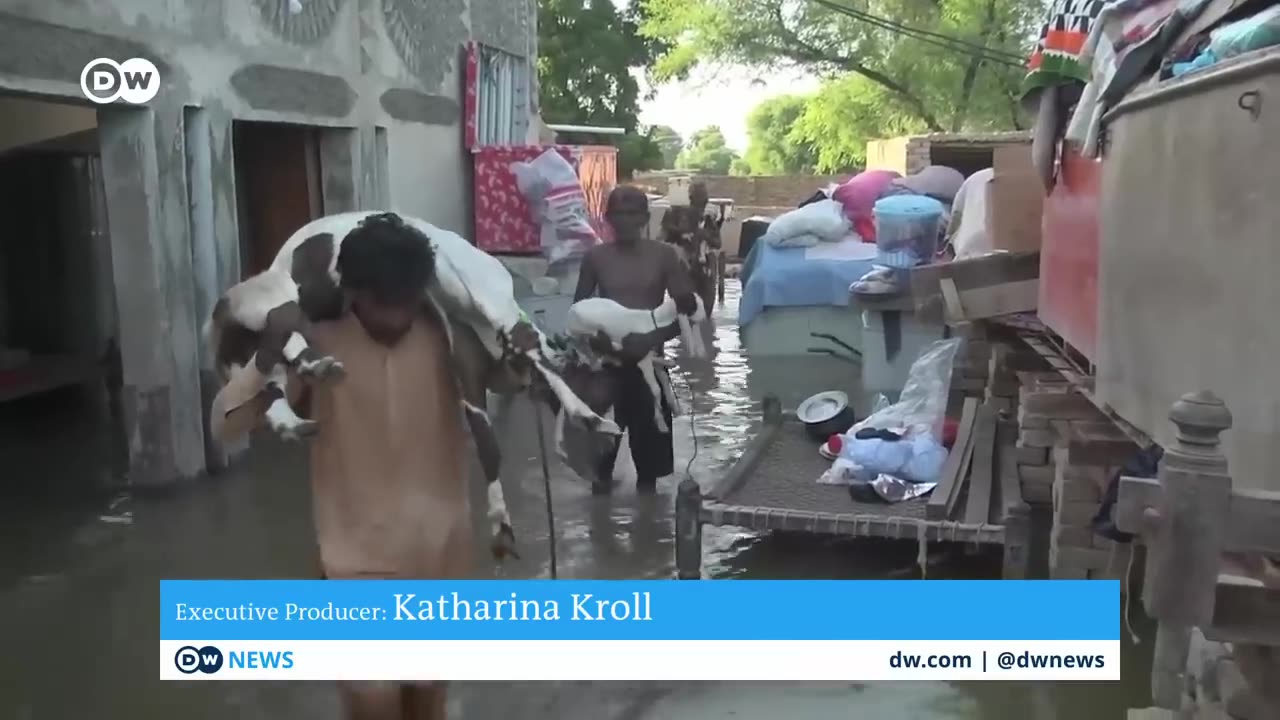 Pakistan's lasting struggle to start over after the floods | DW Documentary