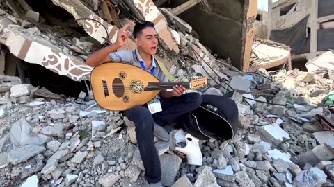 Gazan teenage oud player uses music to offer hope amid war