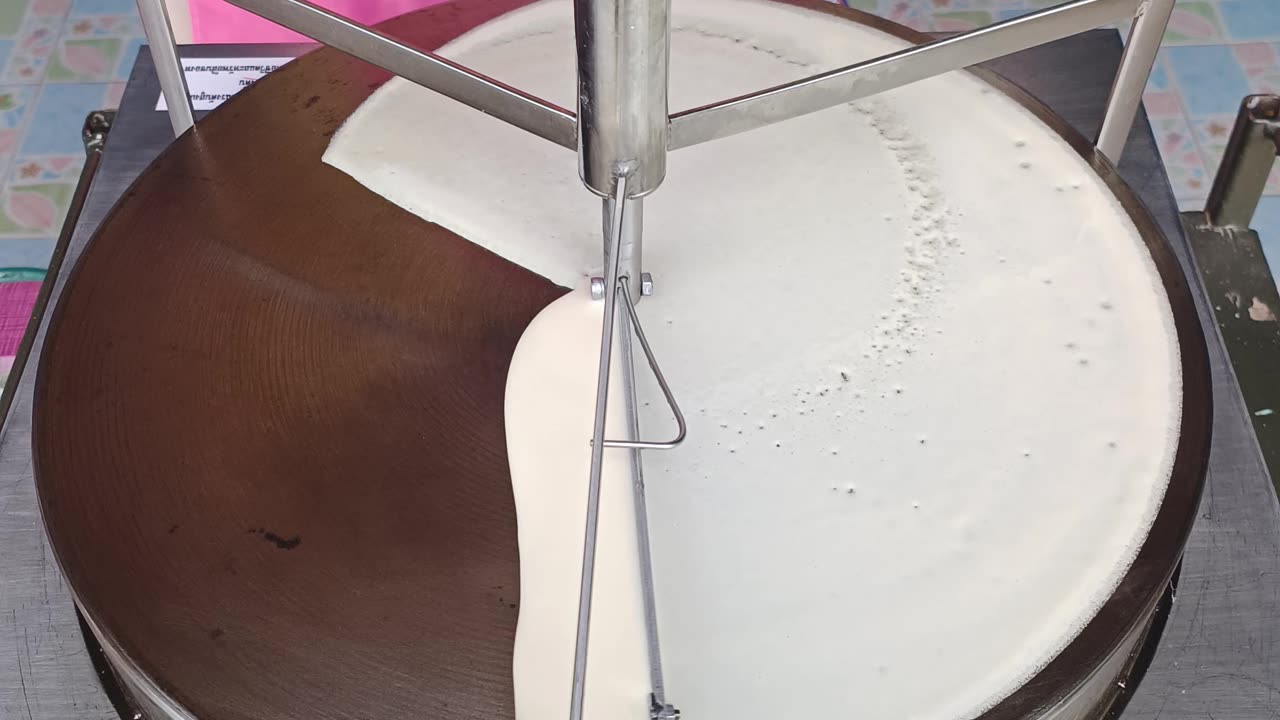 Thai Crêpe boasting a world-class light-colored base
