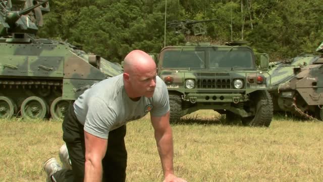 Fitness video SGT Ken's Uneven Push up drill