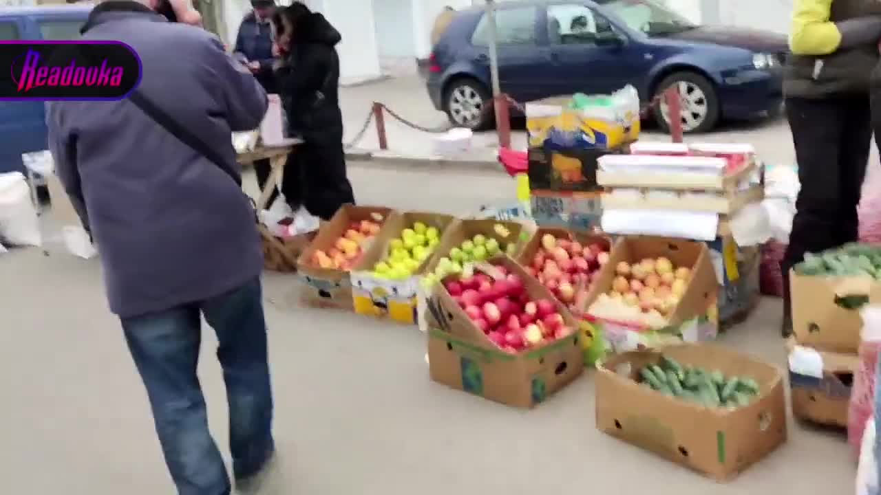 Στις αγορές της Ρωσικής Χερσώνας επάρκεια αγαθών με φτηνές τιμές 1