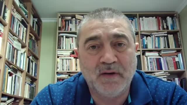 Coana Chiriţa a la russe pe post de porumbita a păcii