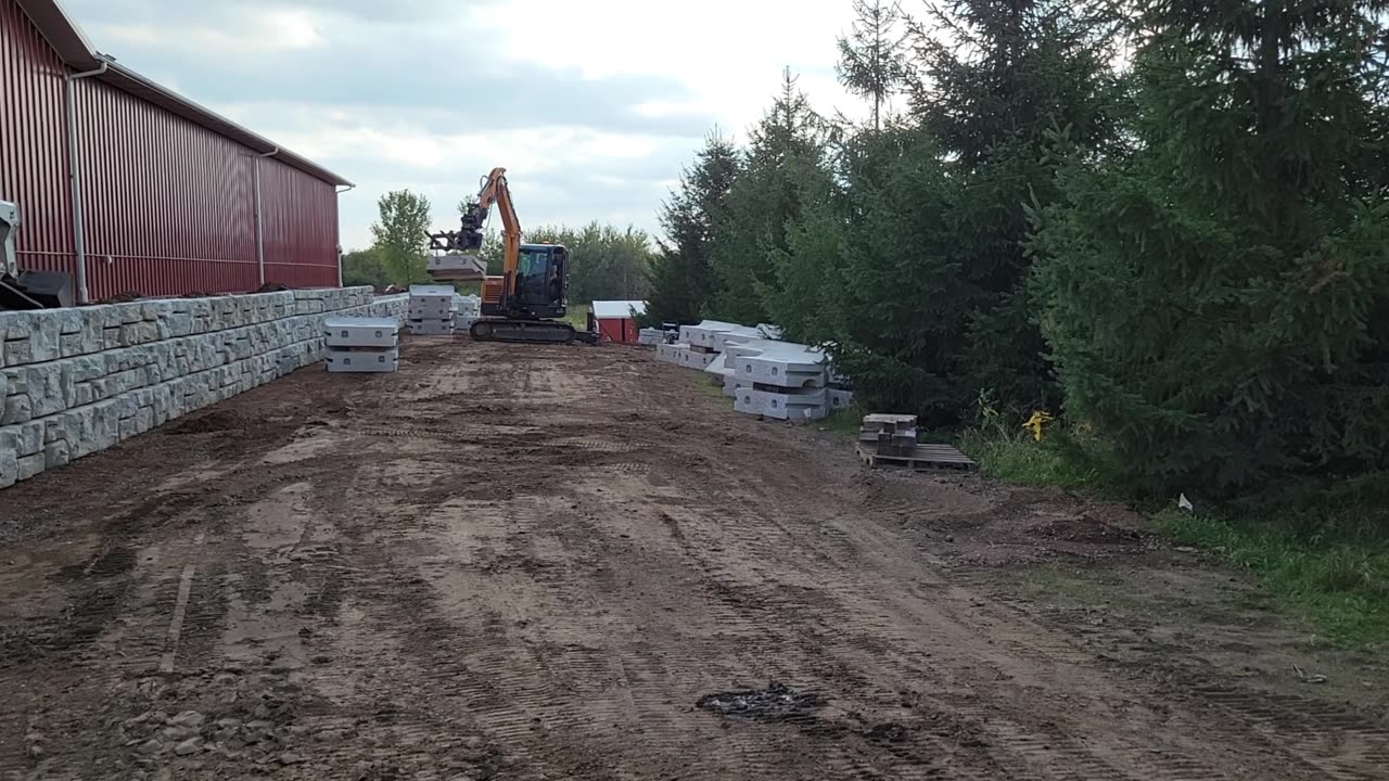 This WALL Better Hold Up and not Fall ! #retainingwall #countrylife #barn