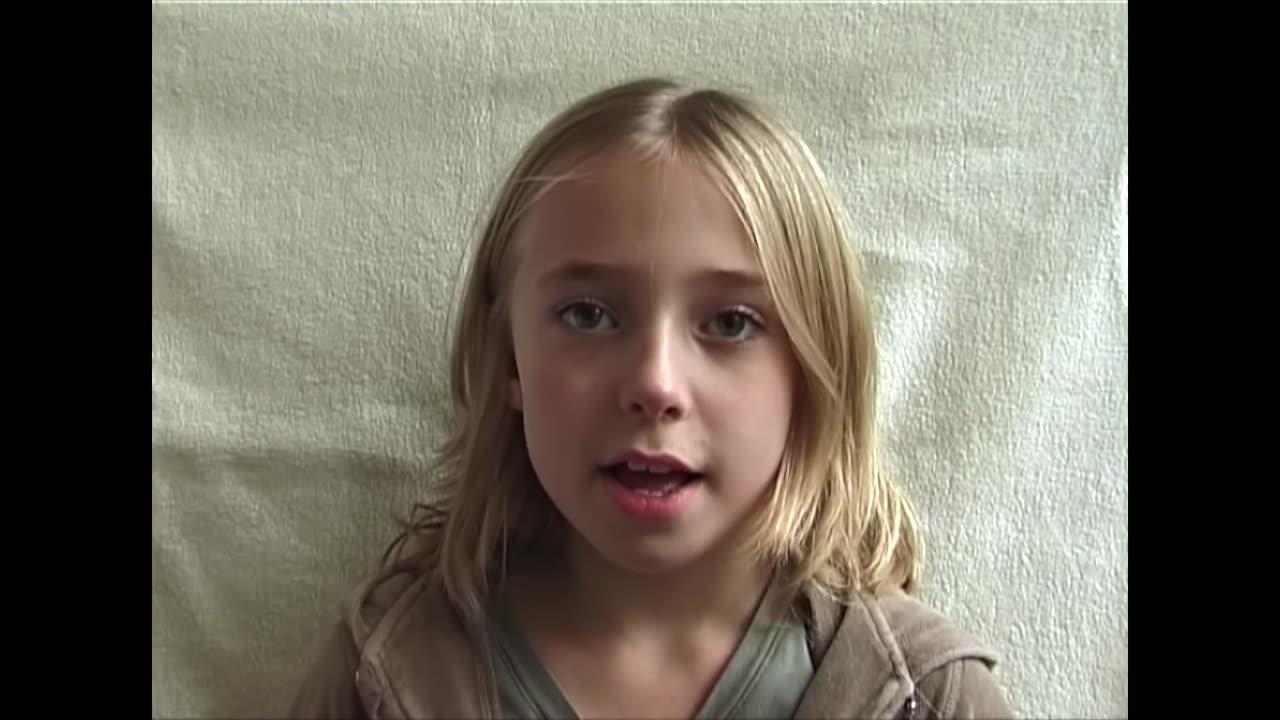 Dad Films A Clip Of Daughter Every Week For 22 Years