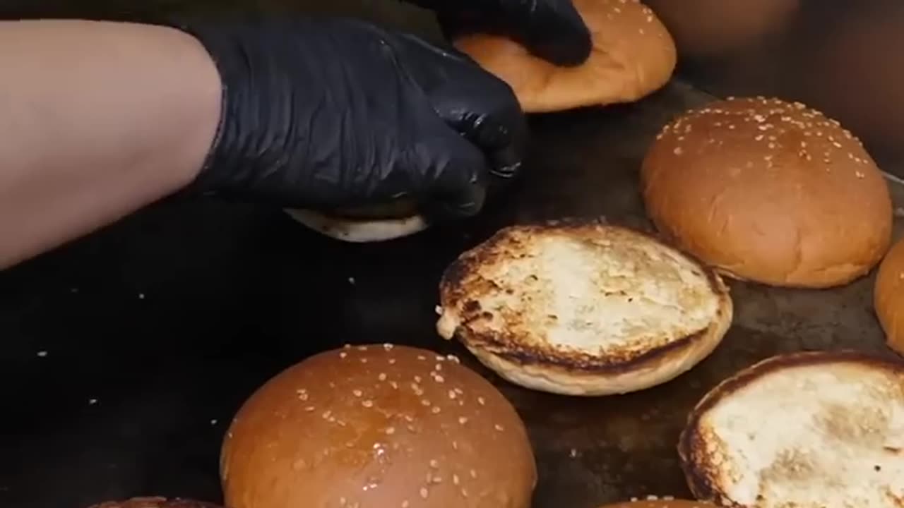 It's amazing_ Blood Blast Cheeseburger