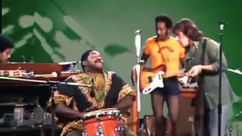Spill The Wine (Live) - Eric Burdon & War - (1970)