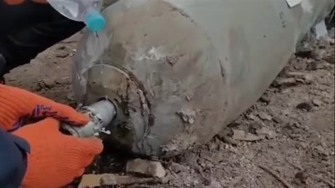 Ukraine EOD Defusing a Bomb