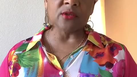 This voter has a PSA to the democrats.