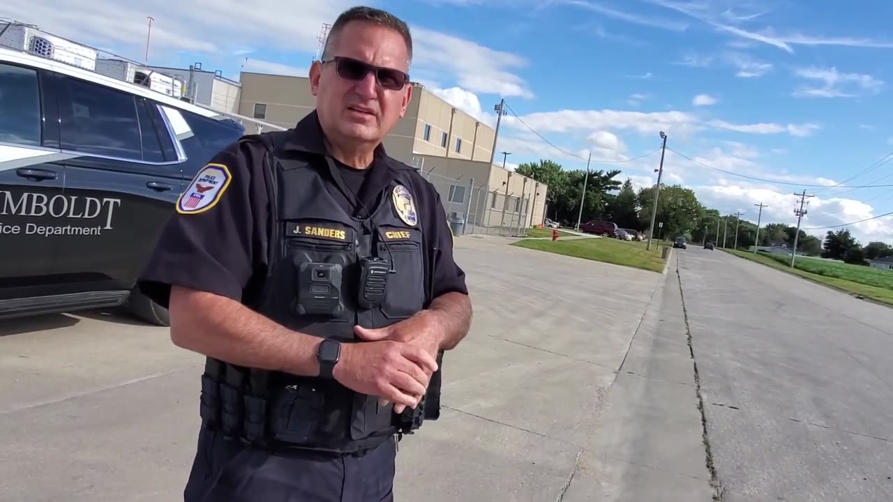 Legendary Trolling! Cops Called For A Camera, Get Trolled Instead! First Amendment Audit!