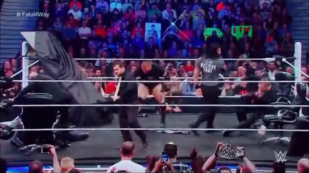 Roman reigns supreman punch