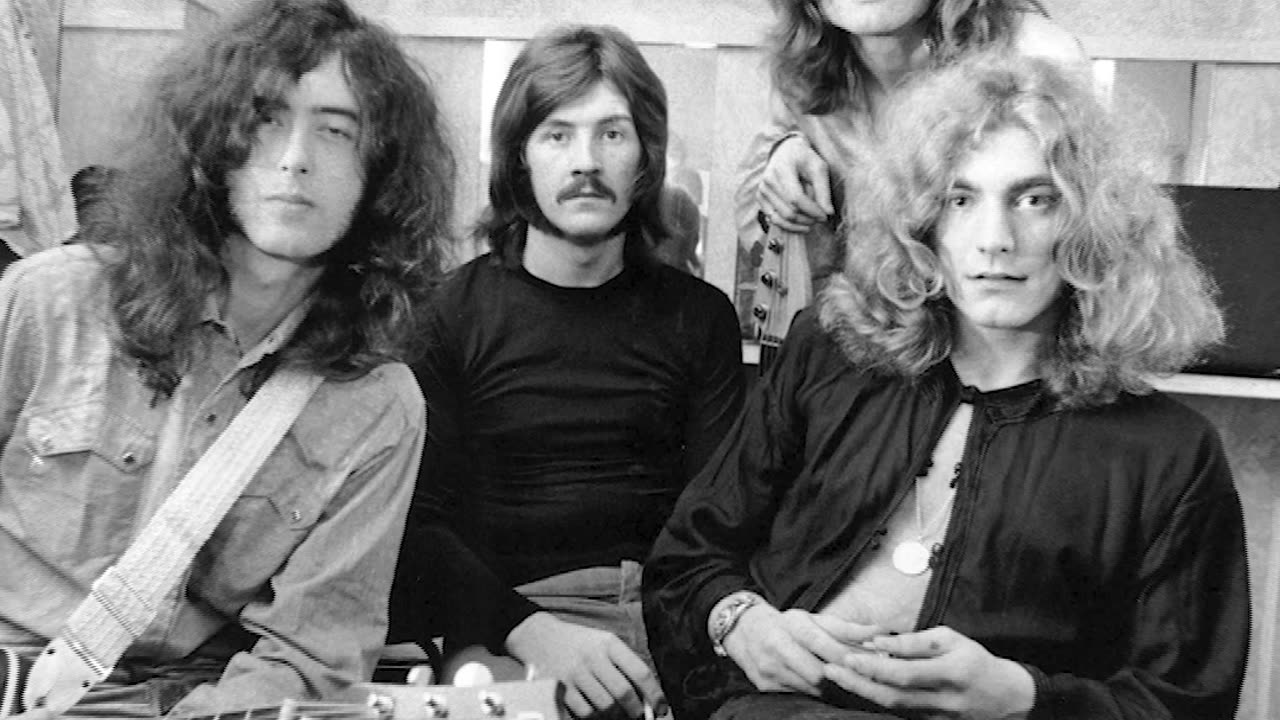 LED ZEPPELIN'S Album PHYSICAL GRAFFITI Goes To #1! 💽 - March 22nd, 1975