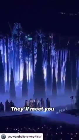 THE LATEST TAYLOR SWIFT CONCERT...CASTING SPELLS OVER THE AUDIENCE