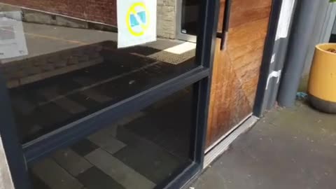 ❗❗Man verweigert meiner Frau Essen zu bestellen❗❗ Bargeld nicht erwünscht ❗