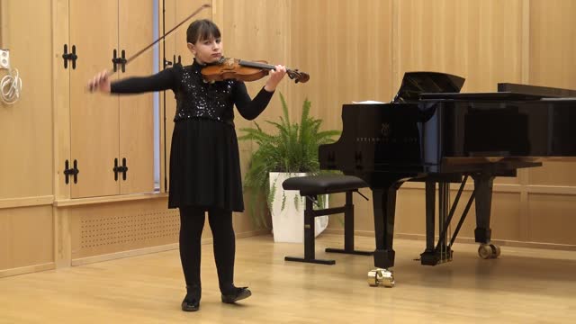 Clara Maier, cls. a III-a, H. E. Kayser, Studiul Op.20, nr.13