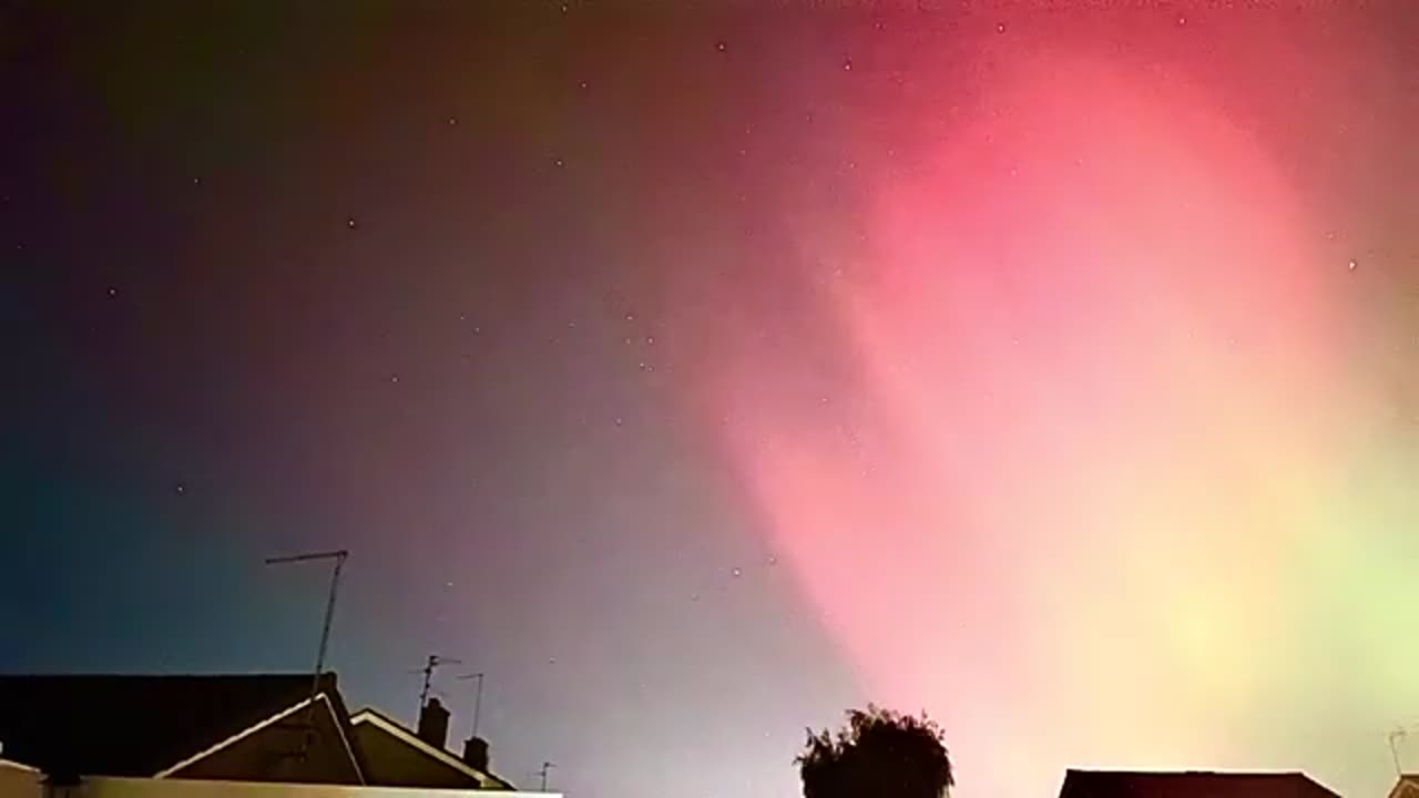 INSANE FOOTAGE of the UK Aurora’s. 11th Oct 24. PXH - Reloaded from Daves Waffle House